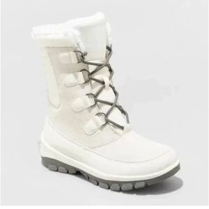 Women's Camila Winter Boots - All in
Motion nwt